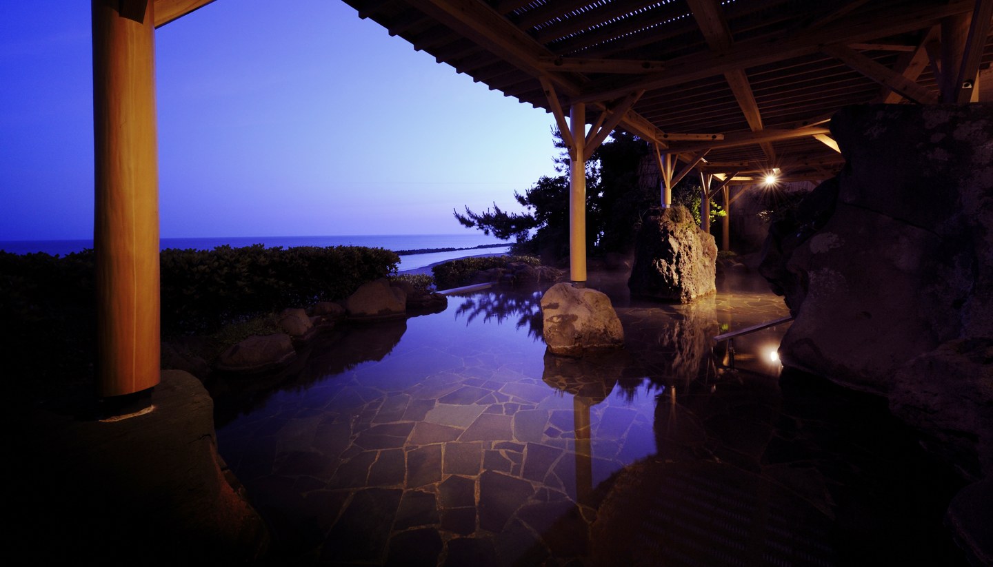 Murakami: Seaside town with a difference - Senami Onsen